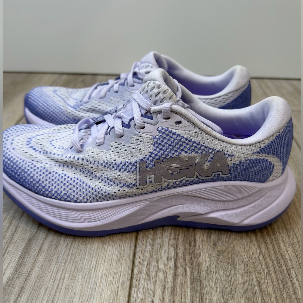 HOKA One One Rincon 4 Running Shoes Size 6.5B Purple White